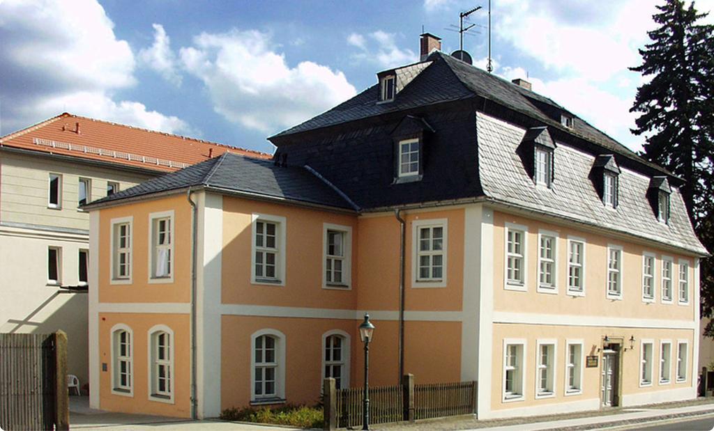 Komensky Gaeste- Und Tagungshaus Herrnhut المظهر الخارجي الصورة